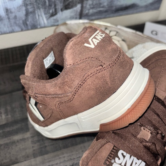 Vans Upland shoes "Potting Soil/Black" colorway Men's 7.5 Women's 9.0 - Picture 7 of 12